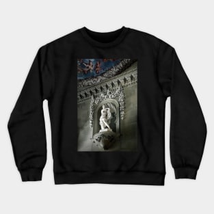 Chatsworth house-Statu 2 Crewneck Sweatshirt